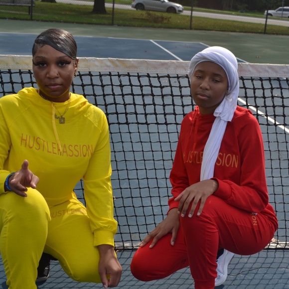 Tracksuit - Picture 7 of 11